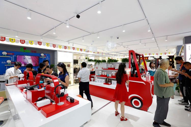 第1000家店正式開業(yè)！京東專賣店首家校園店落地武漢