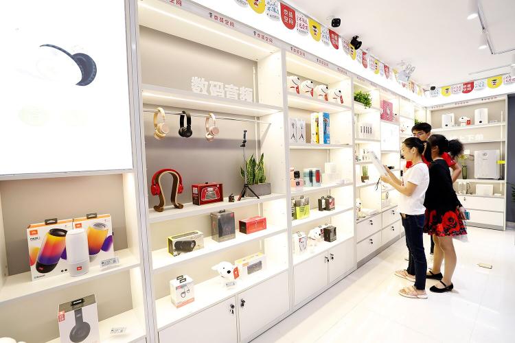 第1000家店正式開業(yè)！京東專賣店首家校園店落地武漢