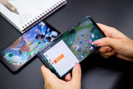 還在等新iPhone的人洗洗睡吧，這樣的齊劉海還不如買臺魅族16th