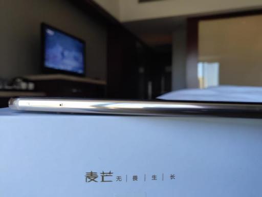 全面屏+四鏡頭手機，麥芒7值得入手嘛？