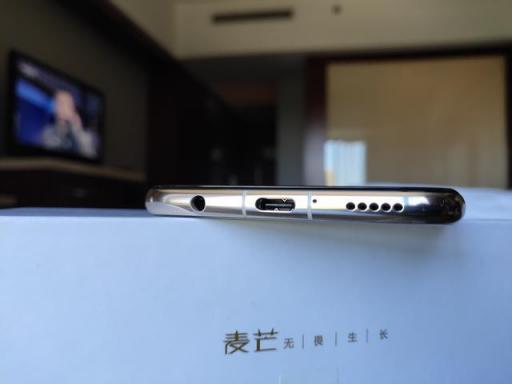 全面屏+四鏡頭手機，麥芒7值得入手嘛？