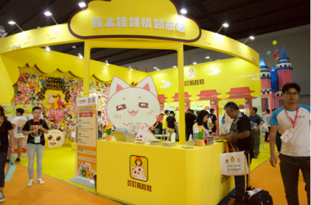 叮叮抓娃娃亮相GTI廣州展，美女娃娃機(jī)引爆全場(chǎng)
