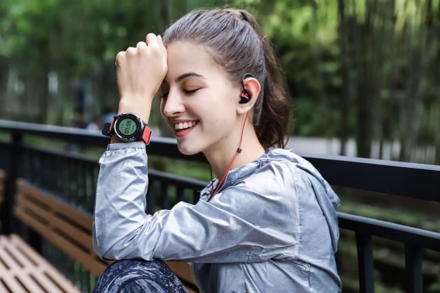 咕咚發(fā)布智能心率耳機HiFi 智能運動服務(wù)搶灘健身3.0
