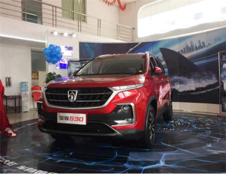 想買(mǎi)小型SUV？有那個(gè)錢(qián)能買(mǎi)大個(gè)的哈弗M6了！