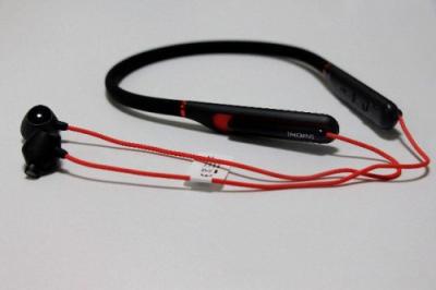 1MORE便攜頸掛電競(jìng)耳機(jī)，聽聲辨位帶你天天吃雞