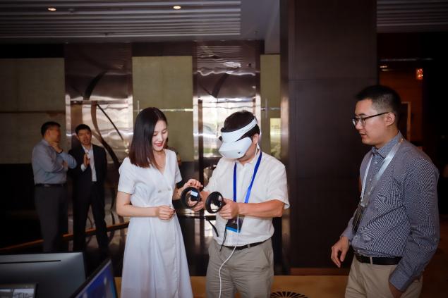 和思易出席戴爾易安信教育行業(yè)客戶高層峰會，看教育未來如何薪火傳承