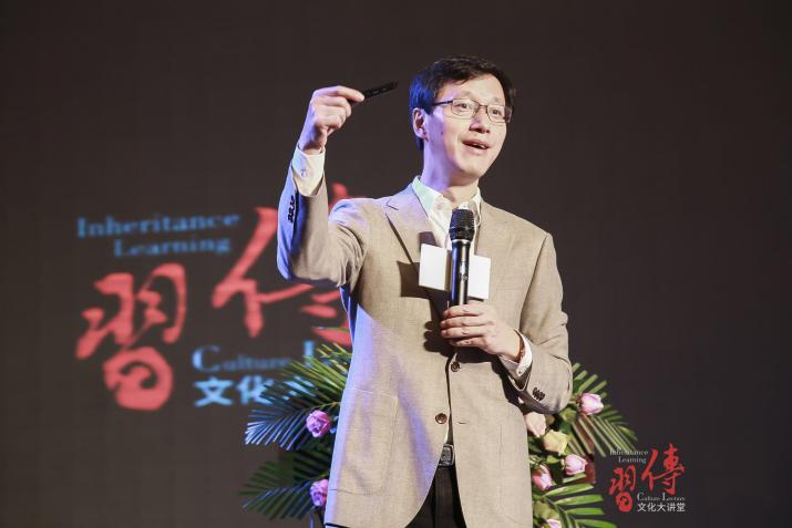 小朋友聆聽傳習講堂的照片刷爆朋友圈 簡一的魅力究竟在哪里？