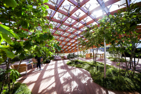 太陽能打造綠色建筑，清潔能源筑造未來庭園家