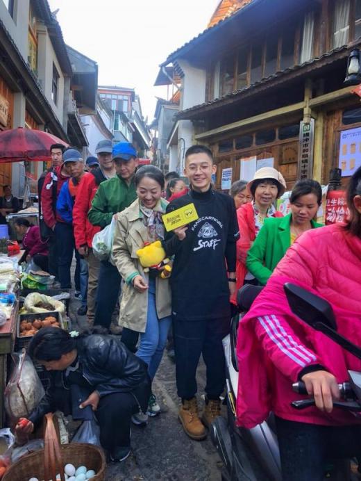 YY主播小樓走進和順，體味別樣古鎮(zhèn)風情