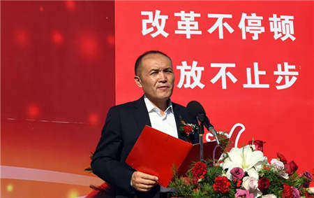日月昌霍爾果斯萬(wàn)豐廣場(chǎng)項(xiàng)目隆重奠基！