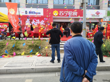 蘇寧零售云進(jìn)軍電動(dòng)車 智慧零售打造跨界“老司機(jī)”