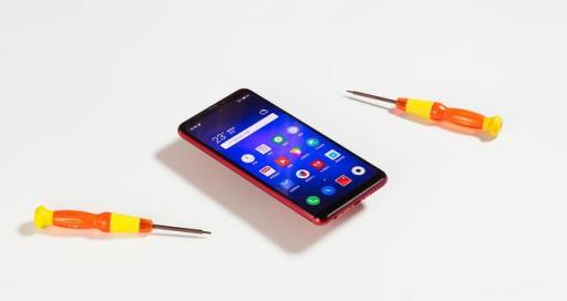 魅族Note8拆解：原來(lái)6400次跌落不碎屏的秘密在這里！