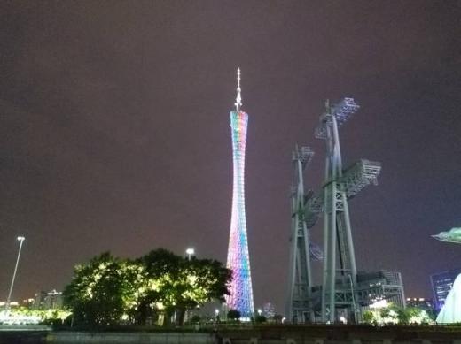 不比不知道，原來(lái)魅族Note8拍照比榮耀暢玩8C好那么多！