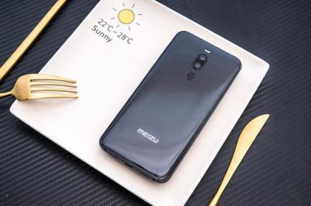 兼顧設(shè)計與拍照，魅族Note8、X8媒體口碑炸裂