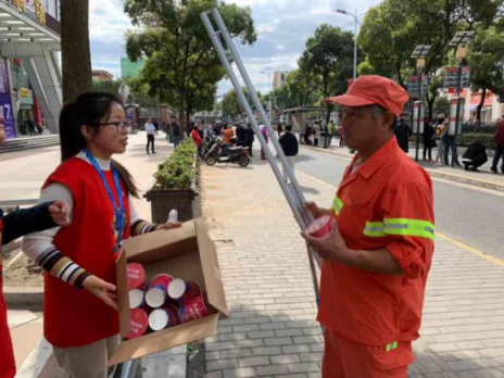 天寒心暖，蘇寧超市為一線人員送溫暖