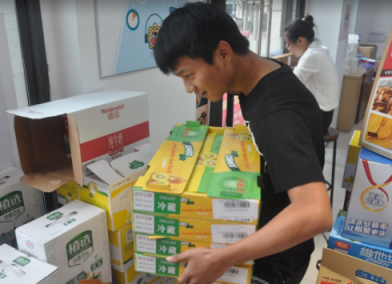 別人家老板！30秒蘇寧小店搶福利，拿什么最值？