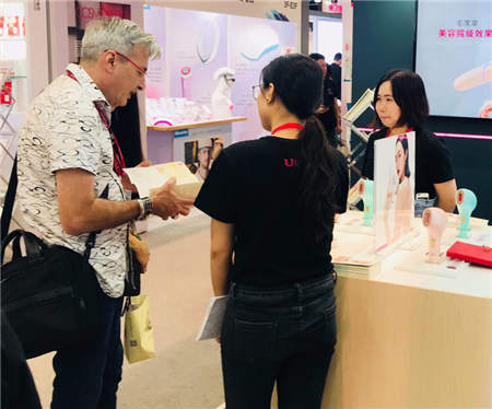 奇葩！Ulike參展Cosmoprof Asia亞太區(qū)美容展只帶一款極光脫毛儀