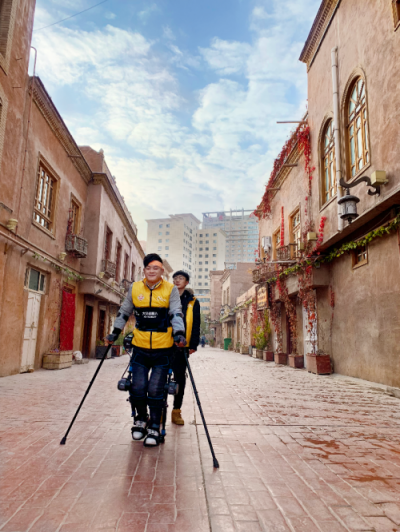 一帶一路，行者無(wú)疆：“絲綢之路”上的 特殊旅行者