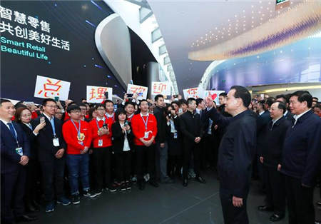 蘇寧再迎政府考察團，智慧零售成行業(yè)風向標