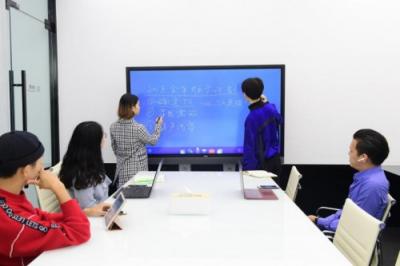 當(dāng)公司老板壓力大？明基會(huì)議平板幫你解壓
