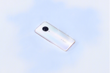 劉昊然實(shí)力帶貨，其代言新品vivo S6獲年輕人喜愛