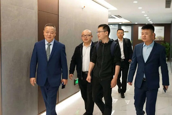共創(chuàng)智慧未來，和云發(fā)展與?？低暫炗啈?zhàn)略合作框架協(xié)議