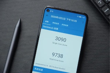 榮耀30S性能為王，橫掃同檔位5G手機