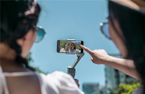 魔爪Mini MX正式發(fā)售，價(jià)格比大疆OSMO Mobile 3便宜近一半