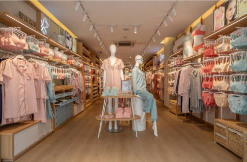 全新升級店鋪回歸，都市麗人再次揚(yáng)帆起航
