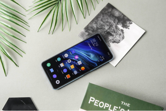 后浪必備iQOO Z1x：5G、高刷、長續(xù)航“三劍合璧”