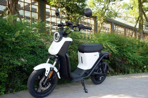智能電動車小牛N1S、小牛U1助力中國智慧城市出行