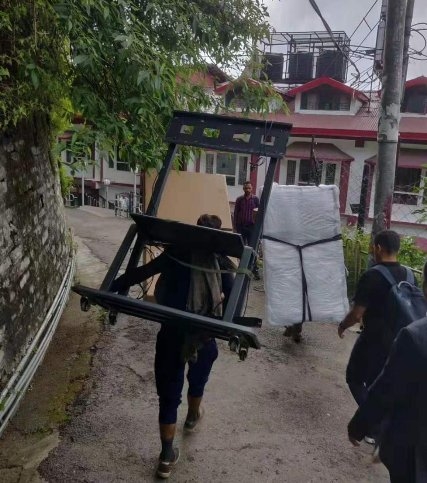 客戶第一、使命必達(dá)！MAXHUB為峭壁上的水文站送去科技利器