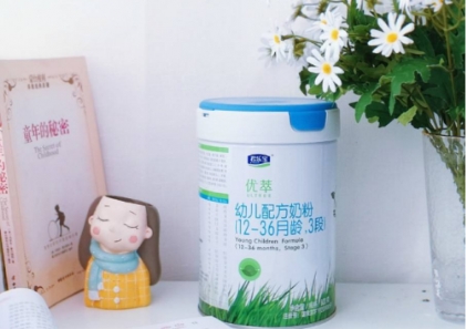 國產(chǎn)有機奶粉如何選擇，專業(yè)寶媽更看好君樂寶優(yōu)萃有機奶粉！