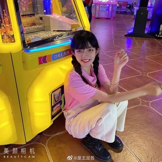 不做手殘黨 美顏相機(jī)超清人像功能評(píng)測(cè)