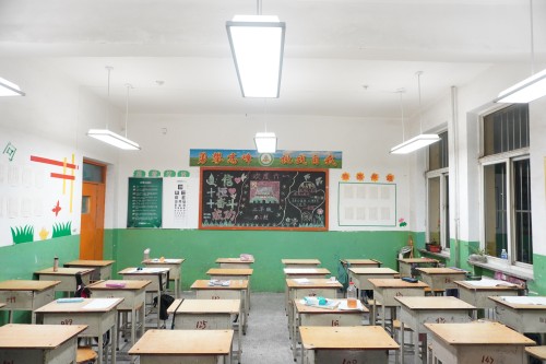 重磅！三雄極光教育扶貧公益活動登上央視新聞