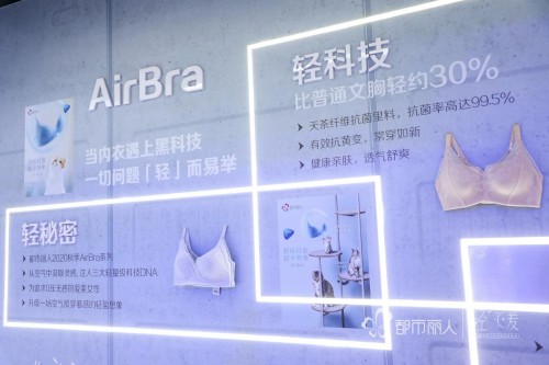 關(guān)曉彤吸貓大片上線，都市麗人成為鏟屎官的不二之選
