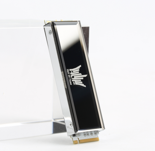 速度7...7...7GB/s？影馳HOF新一代PCIe4.0 SSD曝光