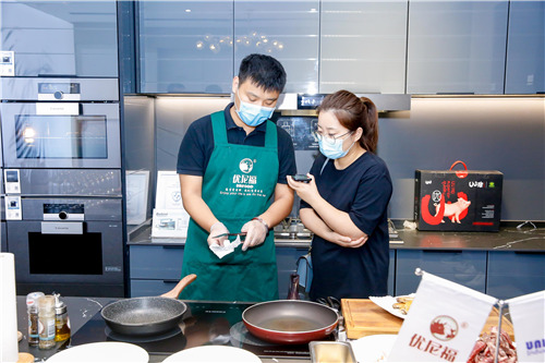 廚房怎么裝？飯菜怎么做？海爾智家食聯(lián)網(wǎng)001號(hào)店給出新答案
