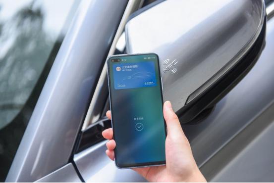 宋PLUS搭載DiLink3.0震撼上市，智能網(wǎng)聯(lián)體驗(yàn)全面升級(jí)