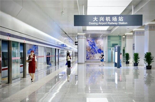 北京大興機(jī)場停車神招，徹底告別地鐵擠、大巴累、打車貴
