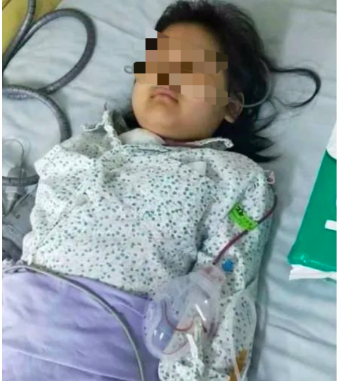 女童3歲確診白血病7歲復發(fā)，百萬治療費無著落，水滴籌款幫孩子圓上學夢
