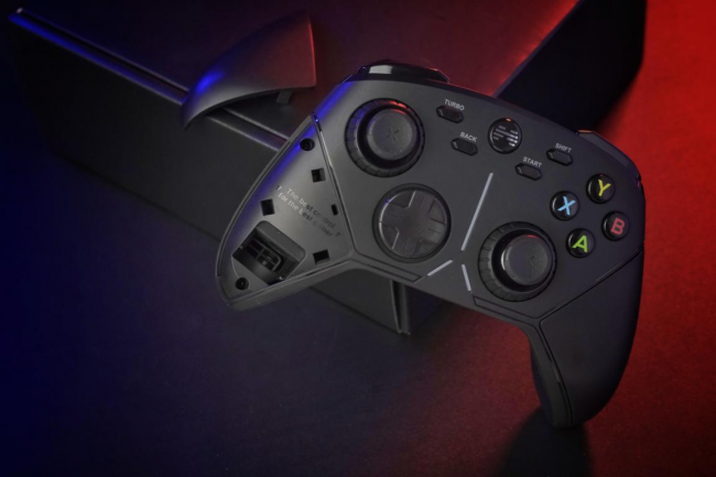 北通阿修羅3整體做工驚艷，甚至比對(duì)xbox Series 手柄更好