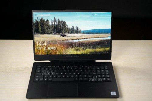 榮耀獵人游戲本V700異軍突起 新生勢力不容小覷