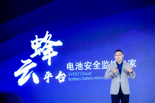 中國(guó)動(dòng)力電池企業(yè)圍剿安全“灰犀?！?/></p><p>除了從產(chǎn)品設(shè)計(jì)層面給出了系統(tǒng)的解決方案,在工藝及制造環(huán)節(jié),蜂巢能源也進(jìn)行了一系列極具顛覆性的創(chuàng)新。</p><p>事實(shí)上,復(fù)盤海外幾起召回事故,會(huì)暴露出電池生產(chǎn)制造工藝環(huán)節(jié)存在問(wèn)題,尤其是在異物控制上。對(duì)此,蜂巢能源通過(guò)導(dǎo)入<a href=