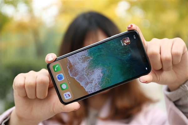 跟劉海說(shuō)再見？蘋果新專利泄密 正在打造屏下指紋版iPhone