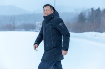 波司登攜手中國(guó)南極科考隊(duì)踏征程 征戰(zhàn)南極絕不后退