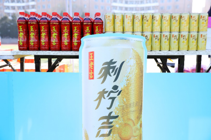 清華學(xué)霸，也是體育健兒，大冬天跑步爽吉了