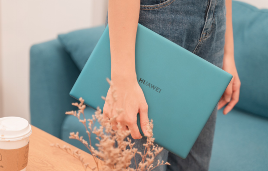 圣誕送禮攻略：華為MateBook X，一份時髦又有溫度的圣誕禮物