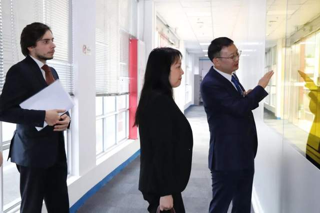 法國駐廣州總領事館總領事周麗君女士一行參觀訪問西人馬公司