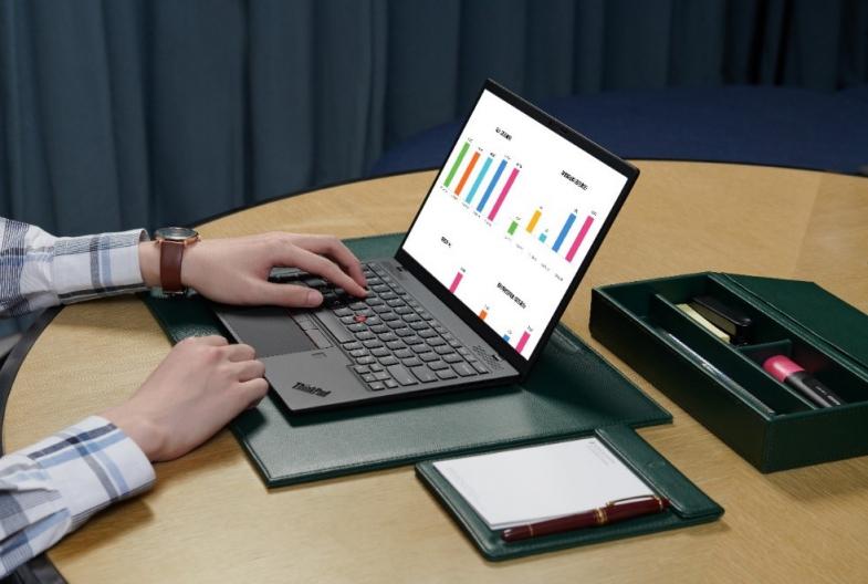榮獲人民網(wǎng)“人民之選匠心獎(jiǎng)”！聯(lián)想ThinkPad X1 Nano以思考進(jìn)化時(shí)代